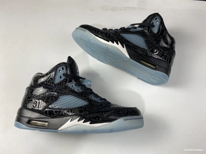 633068-010 Doernbecher AIR Retro 5 Jordan 0807